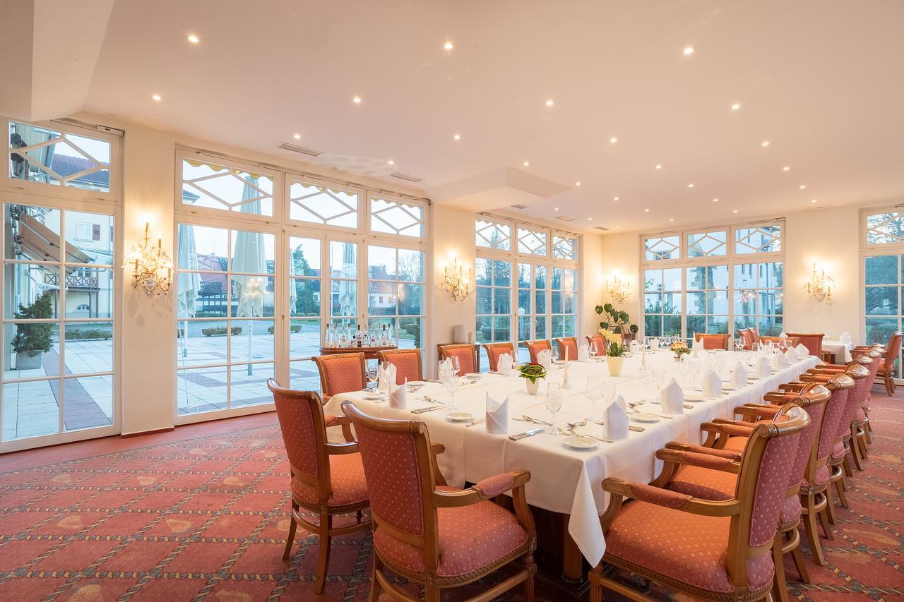 Schlosshotel Неккарбишофсхайм Экстерьер фото
