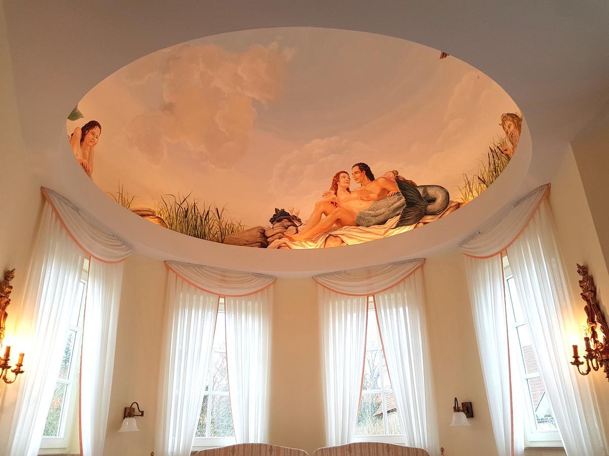 Schlosshotel Неккарбишофсхайм Экстерьер фото